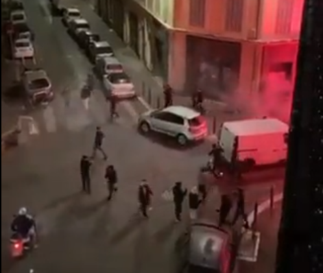 Hotelul echipei lui Răzvan Lucescu, atacat de ultrașii lui Marseille. „Sunt răniți!” Câți suporteri greci au mers să susțină PAOK | VIDEO