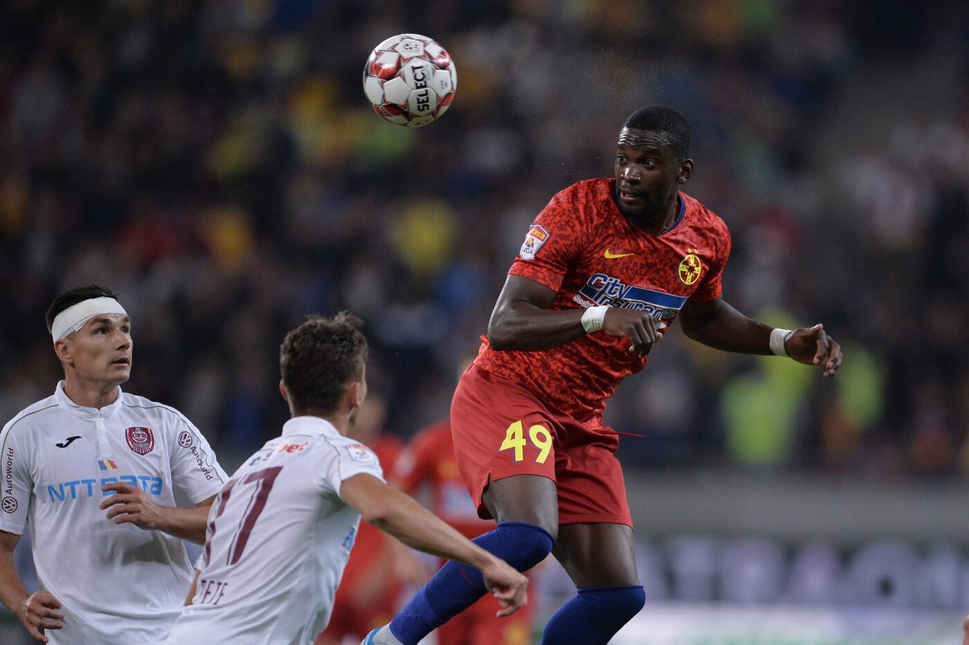 Gigi Becali are toate motivele să îl regrete pe Juvhel Tsoumou! Fostul fotbalist de la FCSB, hattrick în mai puțin de un sfert de oră la debutul pentru noua echipă