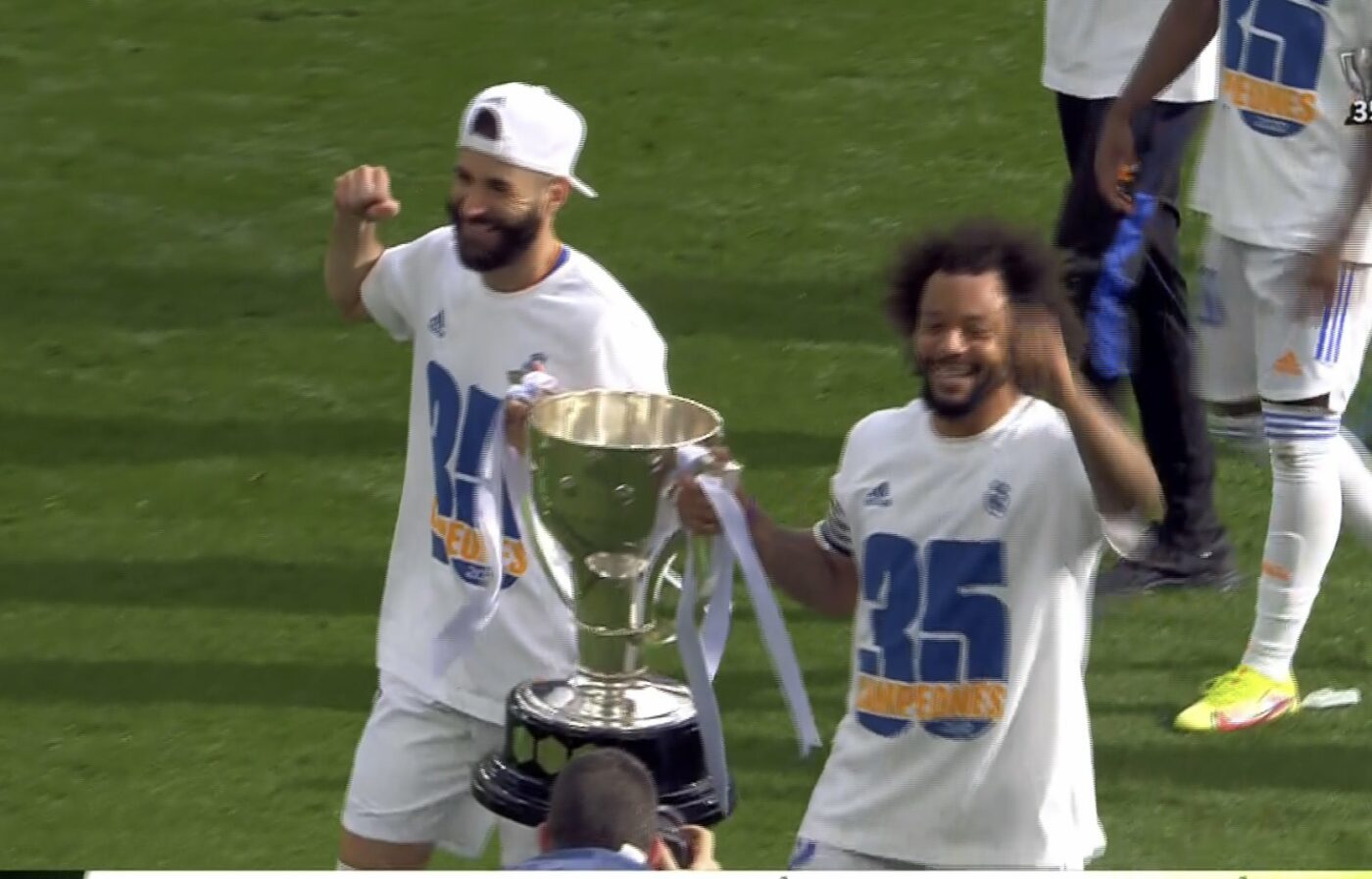 Real Madrid, titlul cu numărul 35! „Galacticii” au distrus Espanyol și au devenit campionii Spaniei | FOTO & VIDEO