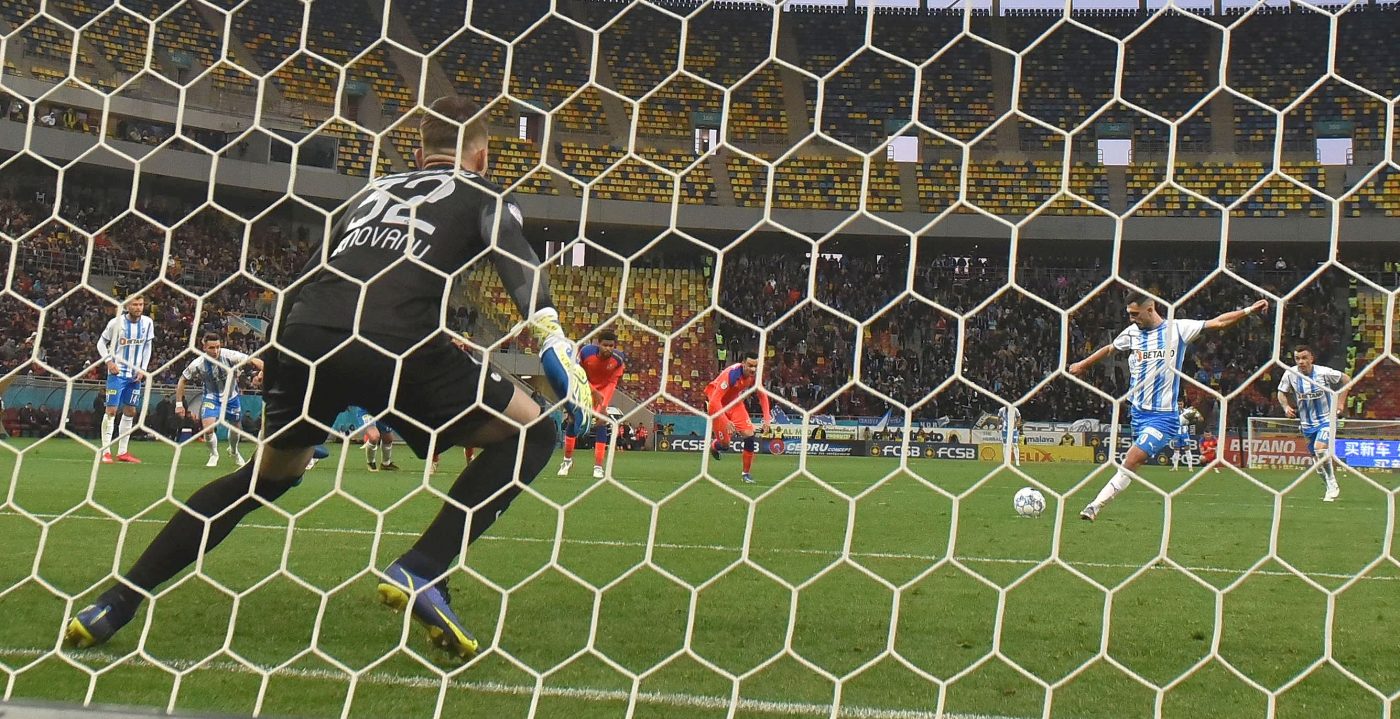 Mihai Rotaru îl felicită pe Andrei Ivan pentru penalty-ul obținut în FCSB – Universitatea Craiova: „Dacă era VAR, credeți că se întâmpla asta?”