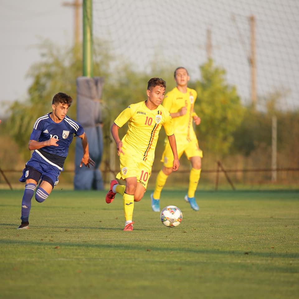 „Tricolorii” pierd un fotbalist în favoarea Republicii Moldova! Jucătorul de la FCSB a fost decarul României Under 16
