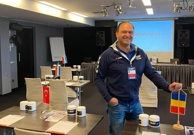 Constantin Din este sigur de victoria în fața lui Alexandru Dedu: „Oamenii isi doresc cu ardoare schimbarea. Sper să câștig din primul tur” | SPECIAL