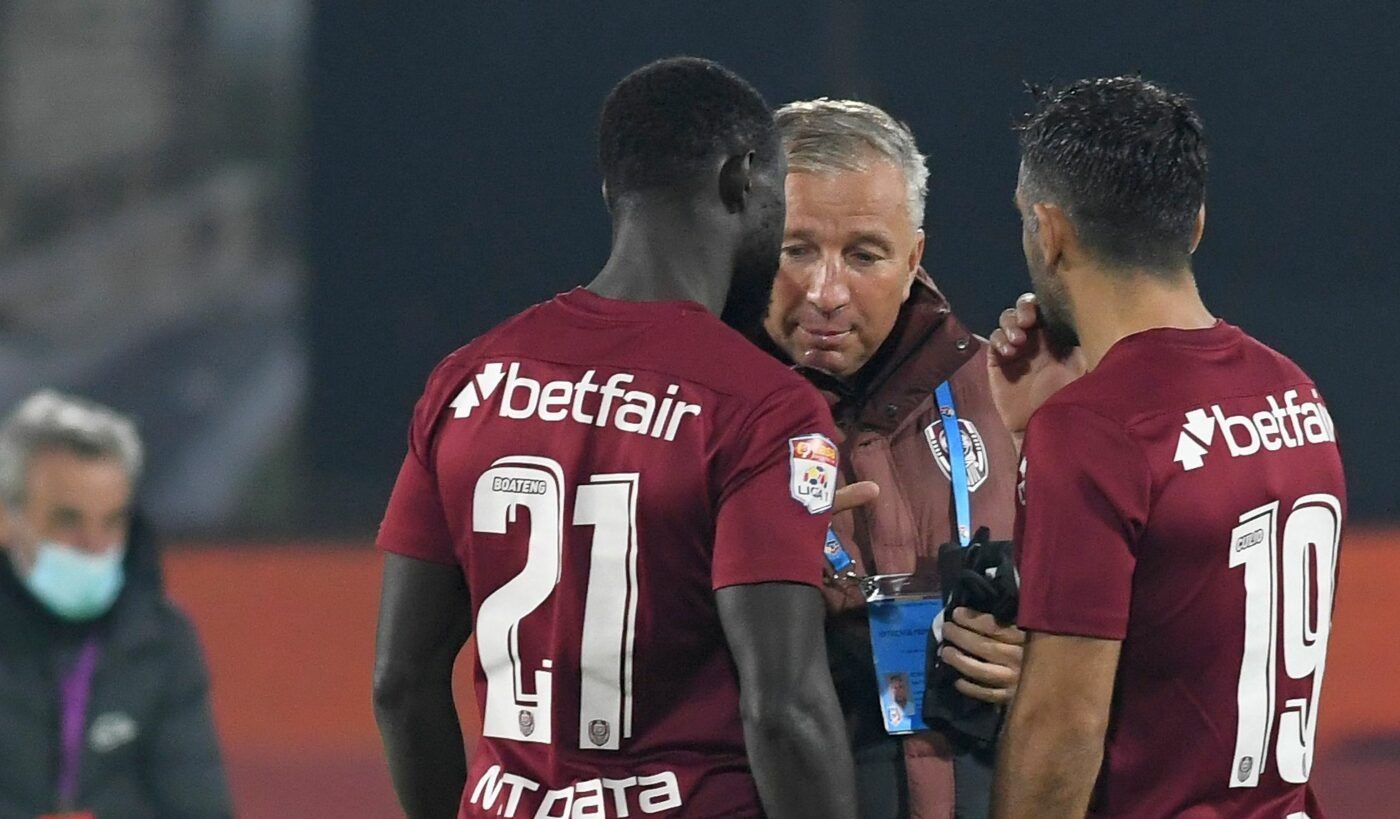 Scandal uluitor între Dan Petrescu și jucătorii celor de la CFR Cluj! Acuzații grave: „Jucați împotriva mea, să mă dați afară”