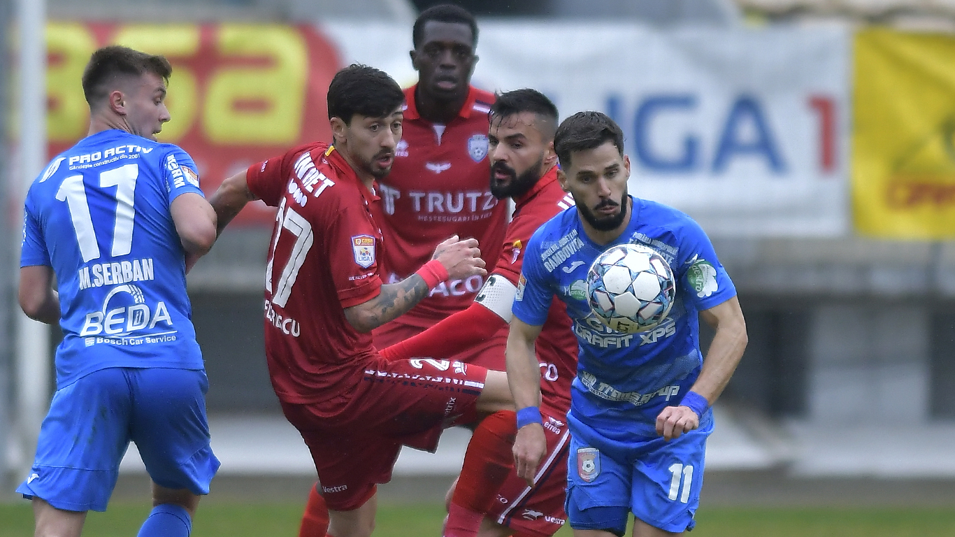 Universitatea Craiova l-a transferat pe Eduard Florescu, de la FC Botoşani. E „pariul” lui Mirel Rădoi