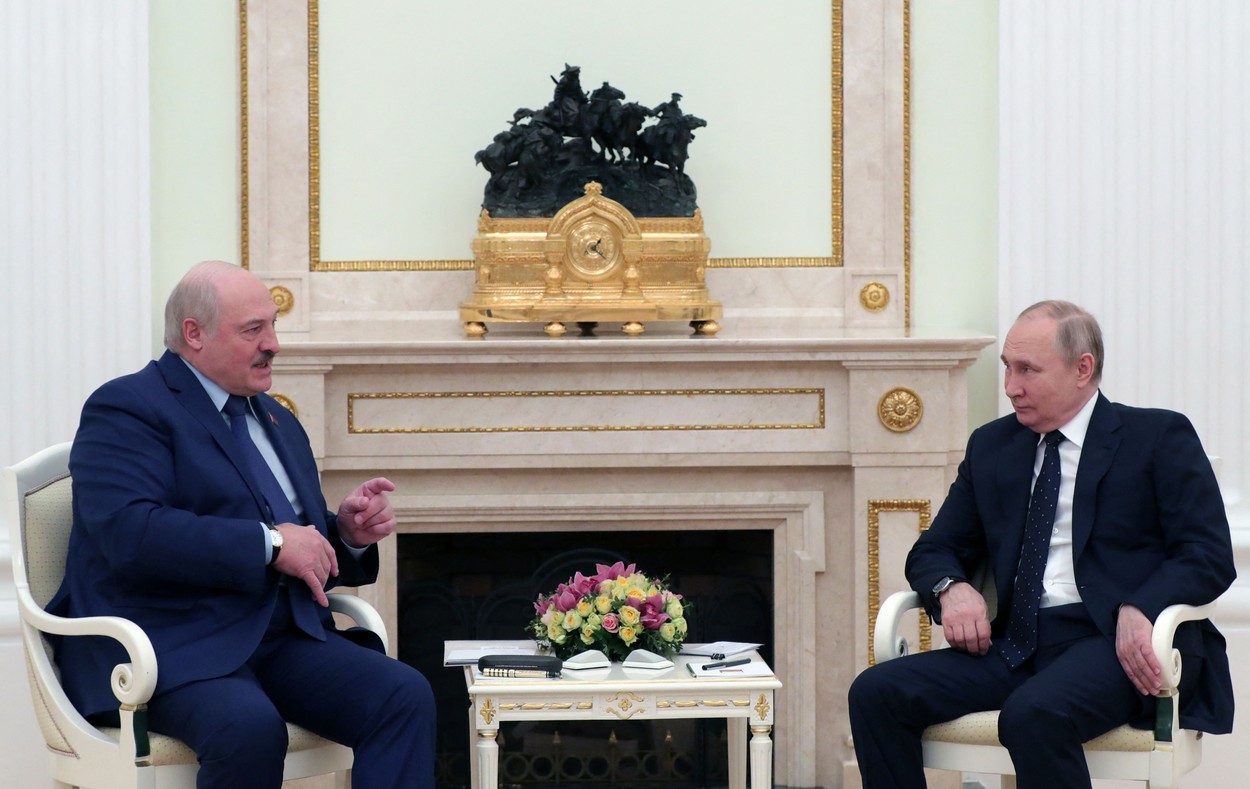 Decizie șocantă: se introduce pedeapsa cu moartea pentru cetățenii anti-război! Dictatura militară care bagă frica în oameni