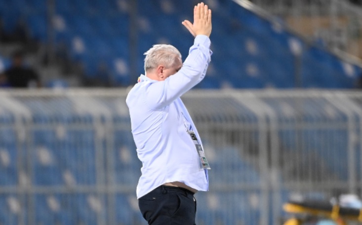Marius Șumudică, victorie pe tărâm indian! Al Shabab s-a impus la un scor de forfait în Liga Campionilor Asiei. Ce a pățit Cosmin Olăroiu