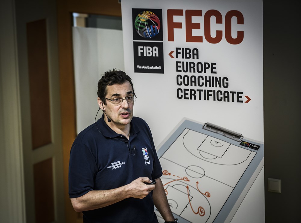Lector de top din baschetul mondial, la București și la Târgu Jiu! A fost coechipier cu legendarii Vlade Divac și Toni Kukoc