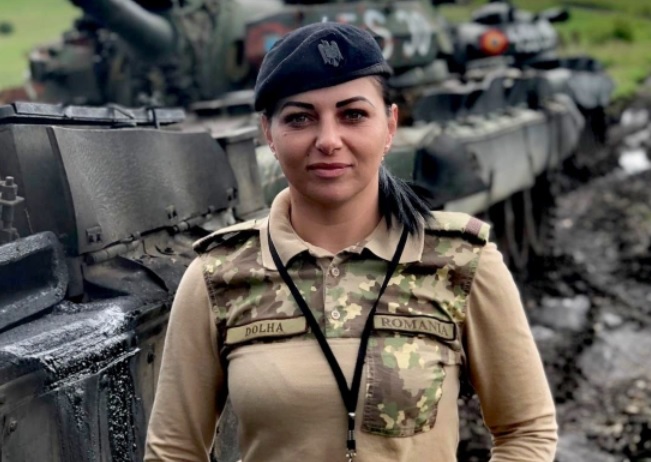 E subofițer în Armata Română și campioană națională la sumo! Povestea Oanei Dolha, sportiva pentru care meciurile sunt mai ușoare ca antrenamentele