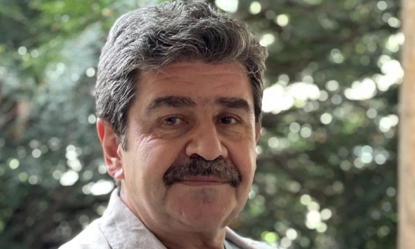 EDITORIAL RADU PARASCHIVESCU | Cum ne curg băluţele