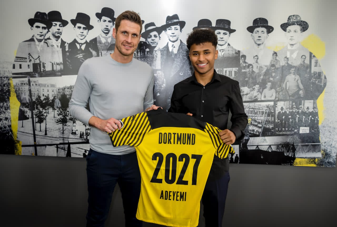 Borussia Dortmund a dat lovitura la 62 de minute după ce l-a pierdut pe starul Erling Haaland! Karim Adeyemi, atacantul cu origini românești, va juca în Bundesliga
