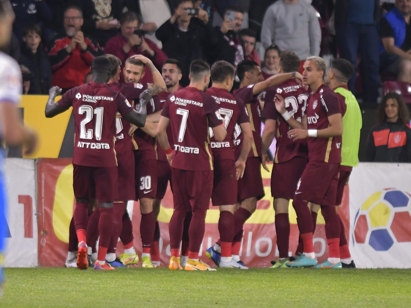 CFR Cluj a bătut-o pe Universitatea Craiova și a ajuns la 5 titluri consecutive! FCSB, fără marele trofeu de 7 sezoane
