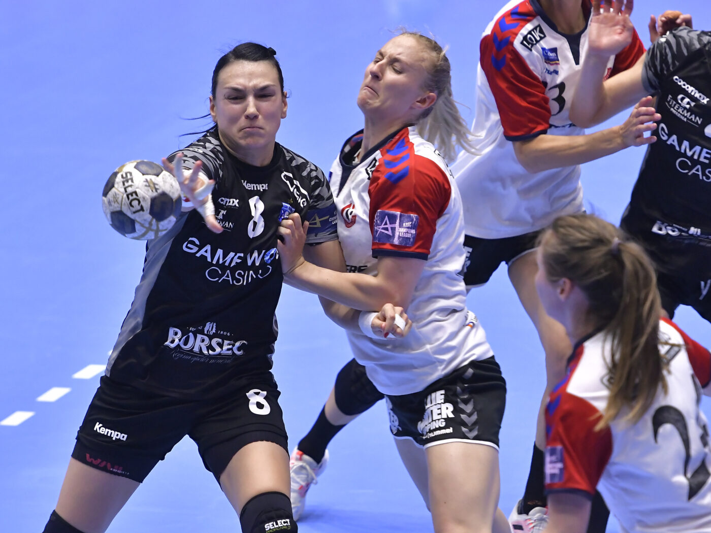 CSM București – Esbjerg 25-26. Final incredibil în sferturile Ligii Campionilor! Echipa lui Adi Vasile, învinsă în ultima secundă