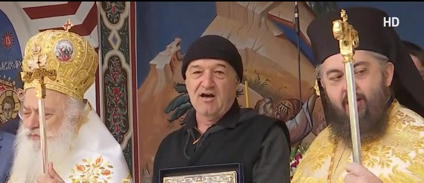 Scene ireale cu Gigi Becali înainte ca FCSB să joace derby-ul cu Universitatea Craiova: Oamenii i-au pupat mâna! VIDEO