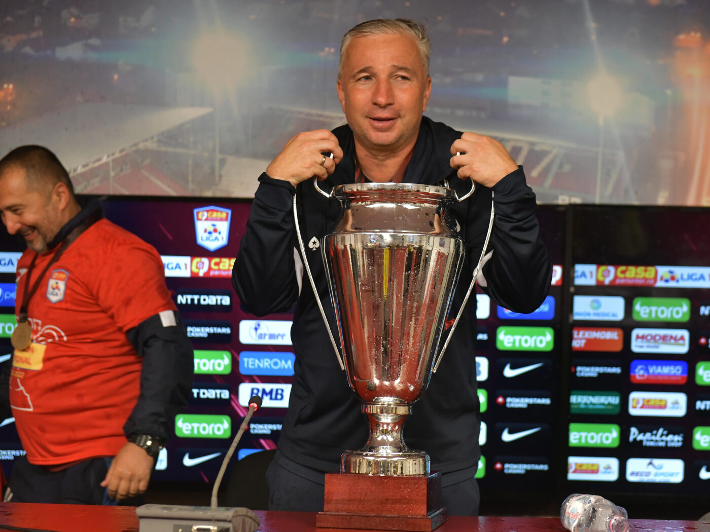 Dan Petrescu, ofertă de 4 milioane de euro din Golf! „Bursucul” și-a decis viitorul după ce a câștigat titlul cu CFR Cluj
