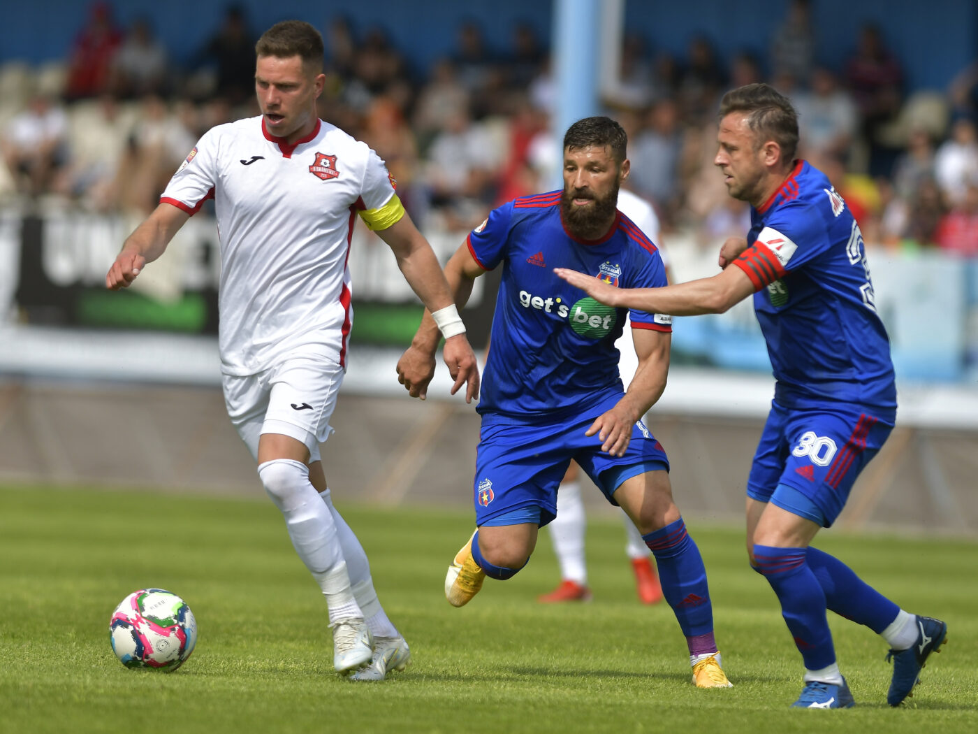 Primul jucător care părăsește Steaua după terminarea campionatului. Liviu Băjenaru nu renunță la cariera de fotbalist nici la 39 de ani și a anunțat unde vrea să continue