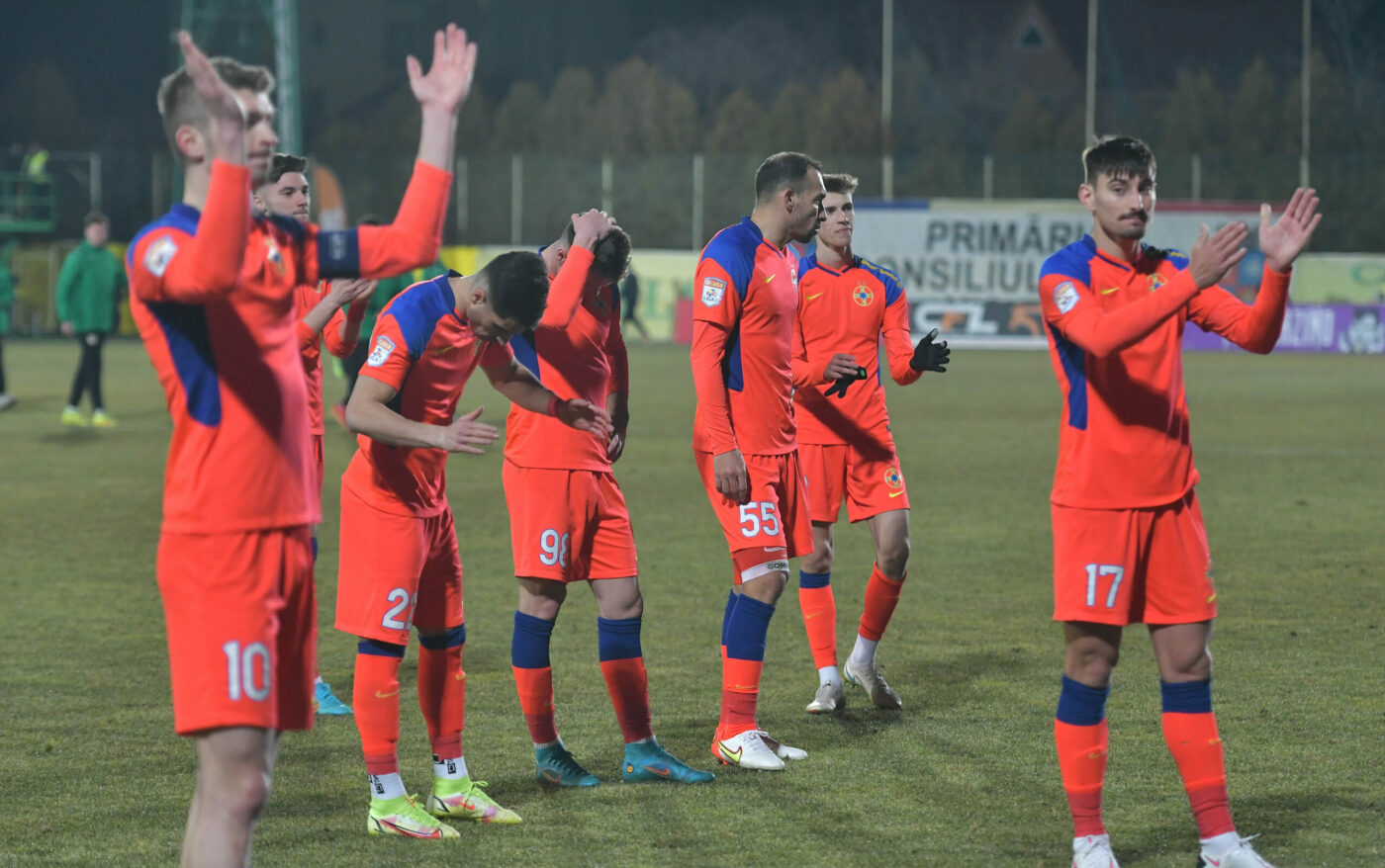 Gigi Becali, felicitat că scapă de un fotbalist de la FCSB. „Nu mai poate duce ritmul cel mai înalt!”