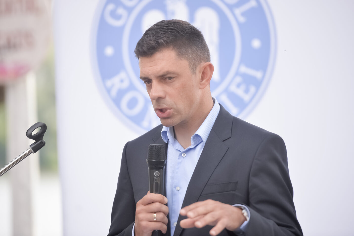 Scandal de proporții între Eduard Novak și federația de hochei: ministrului i s-a făcut plângere penală și este acuzat că vrea să faciliteze mutarea echipelor din România în campionatul Ungariei! „A încălcat orice lege, orice ordonanţă, orice statut sau regulament, absolut tot”