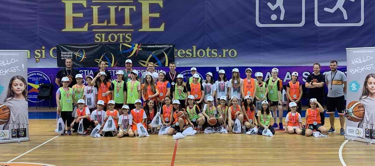 Programul „Her World Her Rules”: 300 de fetițe și un succes în cinci orașe din România! „Scopul nostru este să reușim să păstrăm în baschet cât mai multe dintre ele” | SPECIAL