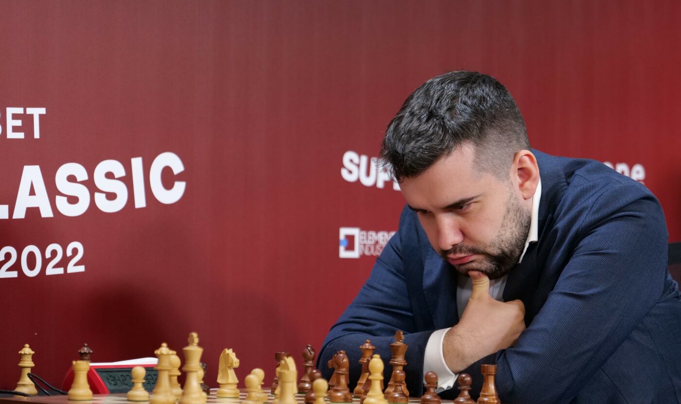 Ian Nepomniachtchi, victorie contra lui Alireza Firouzja, în runda a doua a etapei Superbet Chess Classic Romania