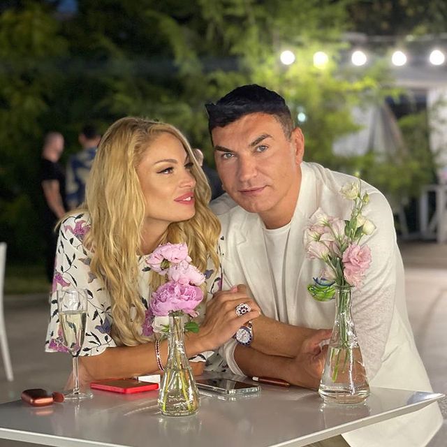 Valentina Pelinel, alături de Cristi Borcea și legendarul Al Bano! Cum i-a dat pe spate pe fani: „Ben arrivato!” | FOTO
