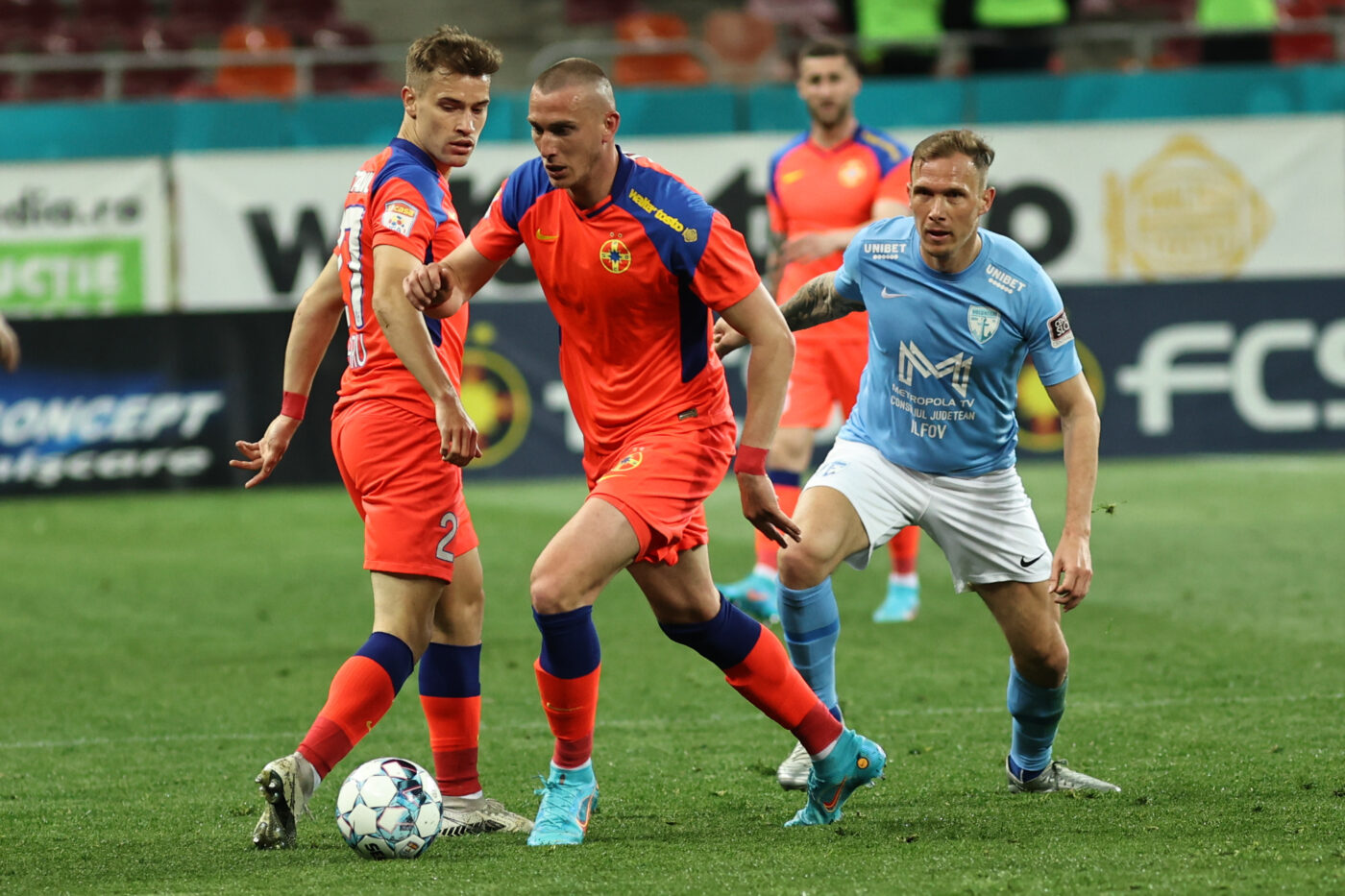 Pariezi pe FCSB, te umpli de bani! Ce cotă au roș-albaștrii la câștigarea campionatului înaintea meciului de la Voluntari