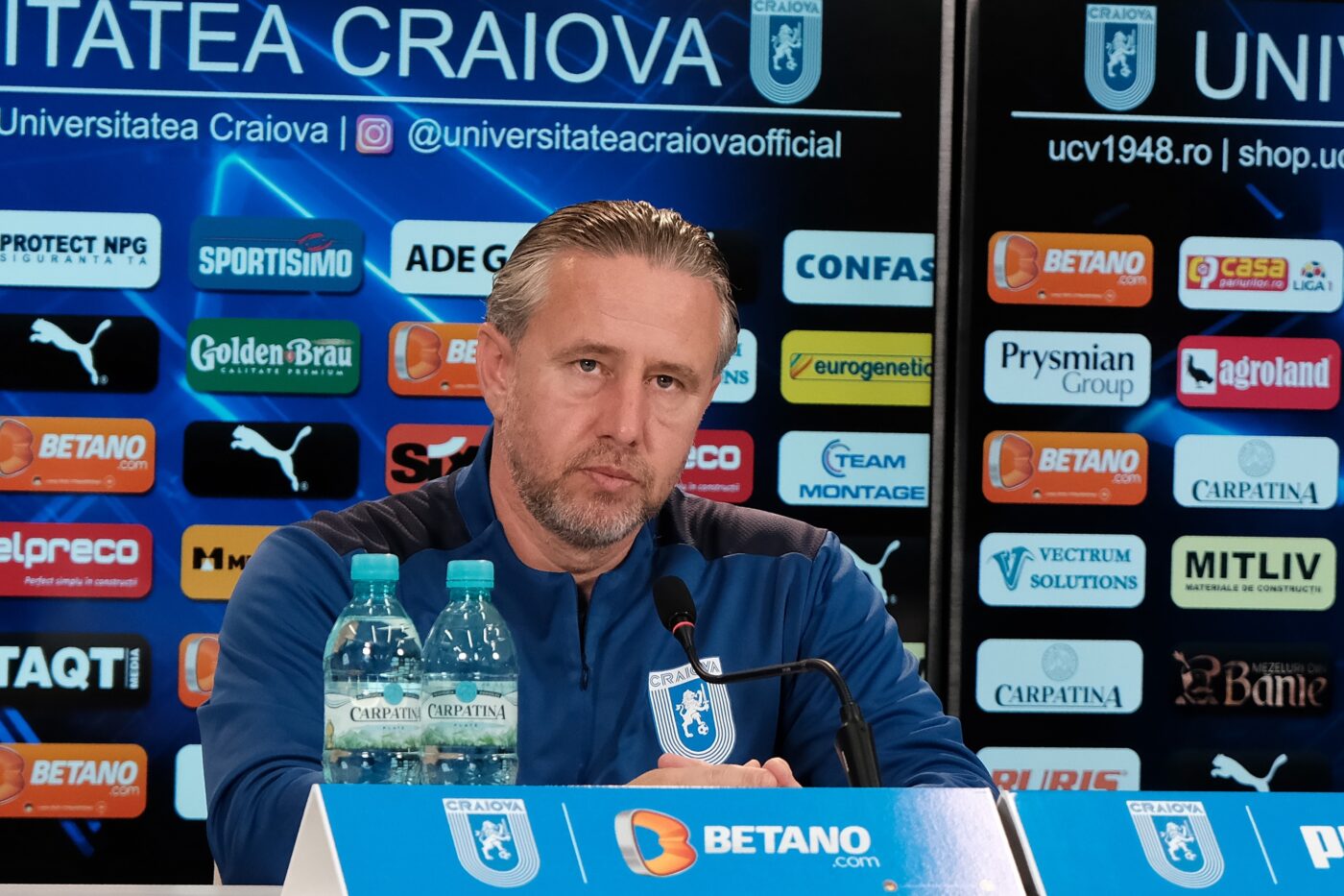 Laurențiu Reghecampf a vorbit despre o posibilă plecare de la Universitatea Craiova: „Este foarte simplu, ne dăm mâna şi rămânem prieteni”
