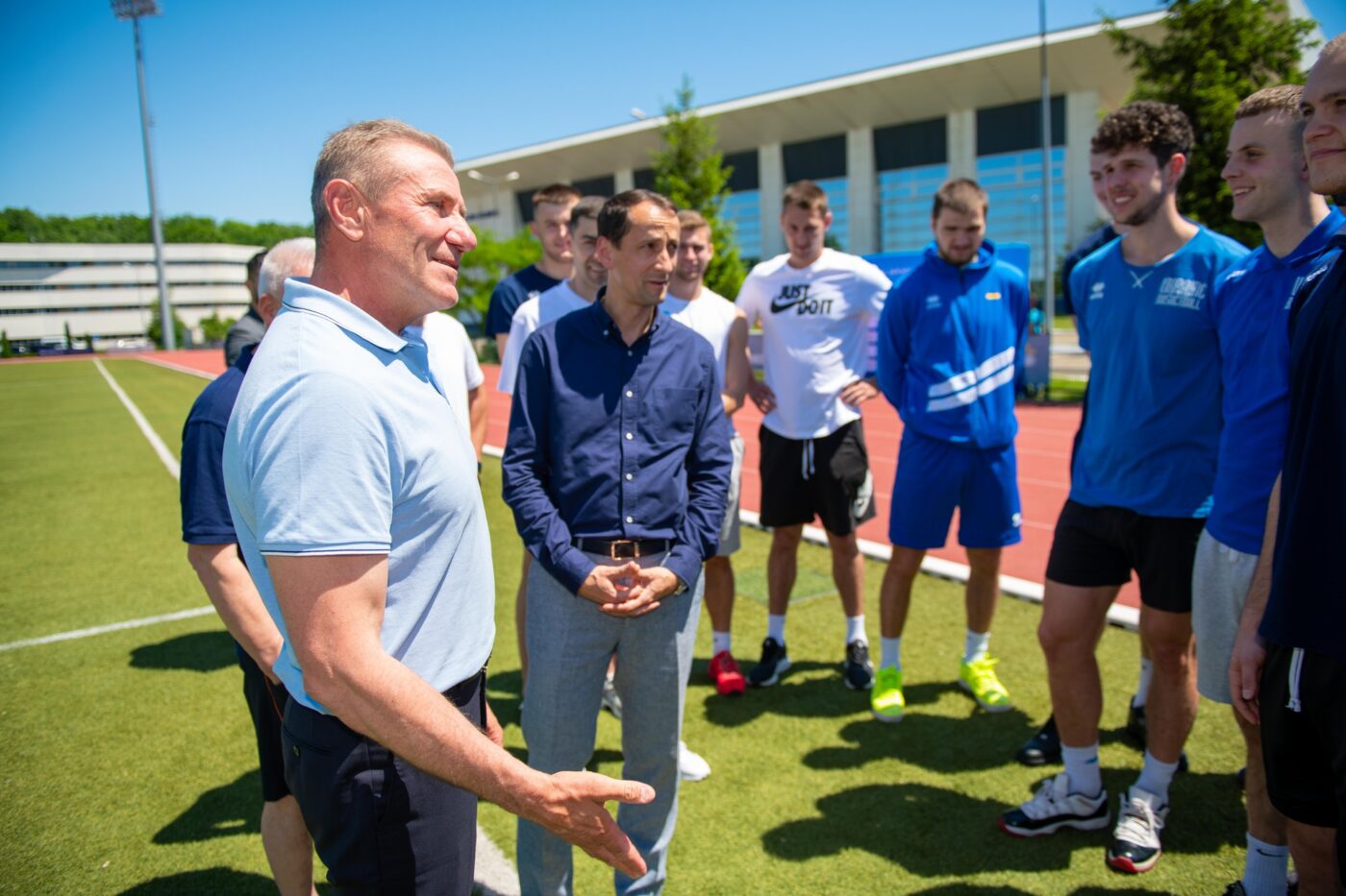 Legendarul Serghei Bubka s-a întâlnit cu sportivii ucraineni din România: „Nu vom uita niciodată ce ați făcut pentru noi!”