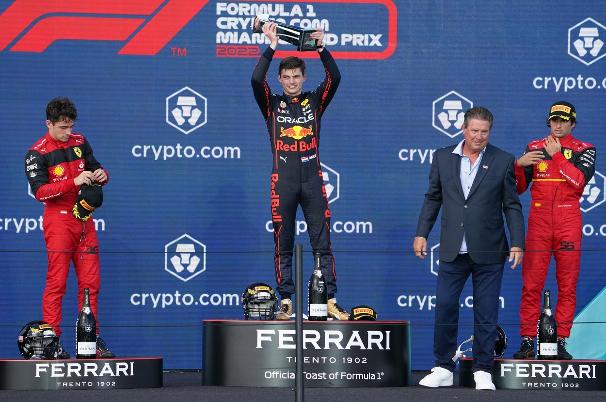 Max Verstappen, victorie mare în Formula 1! Lewis Hamilton a dezamăgit și în Miami Grand Prix: „Ce zi, ce cursă, ce podium!” | VIDEO
