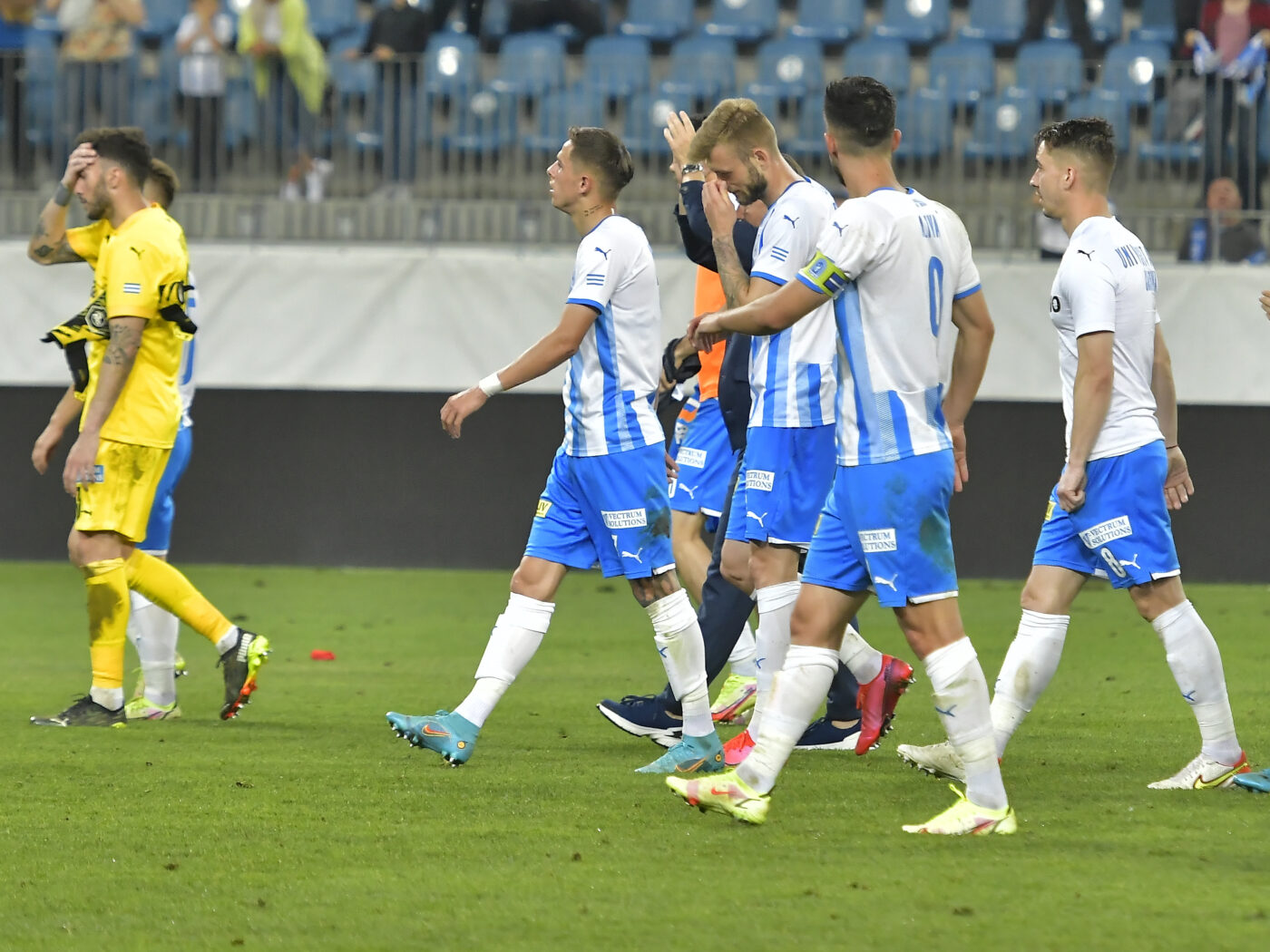 Jucătorii Universității Craiova, pedepsiți de Mihai Rotaru! Decizia afaceristului o poate favoriza pe CFR Cluj în lupta pentru titlu cu FCSB