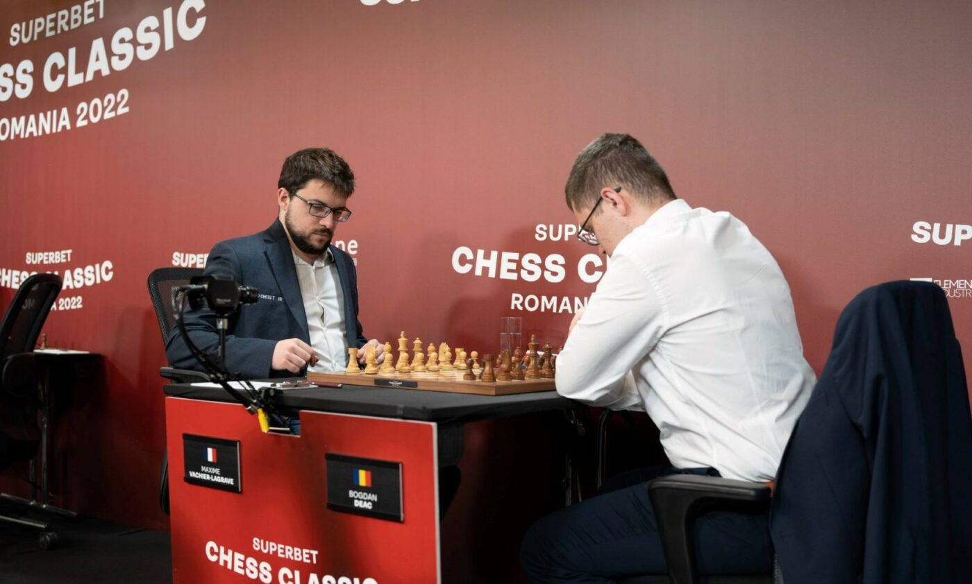 O victorie și patru remize în runda a opta a primei etape din Grand Chess Tour. Șahistul român, pe locul 4 înainte de ultima rundă a competiției