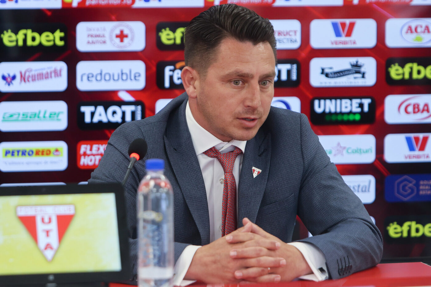 Ilie Poenaru, prezentat oficial la UTA! Antrenorul a confirmat încă două transferuri