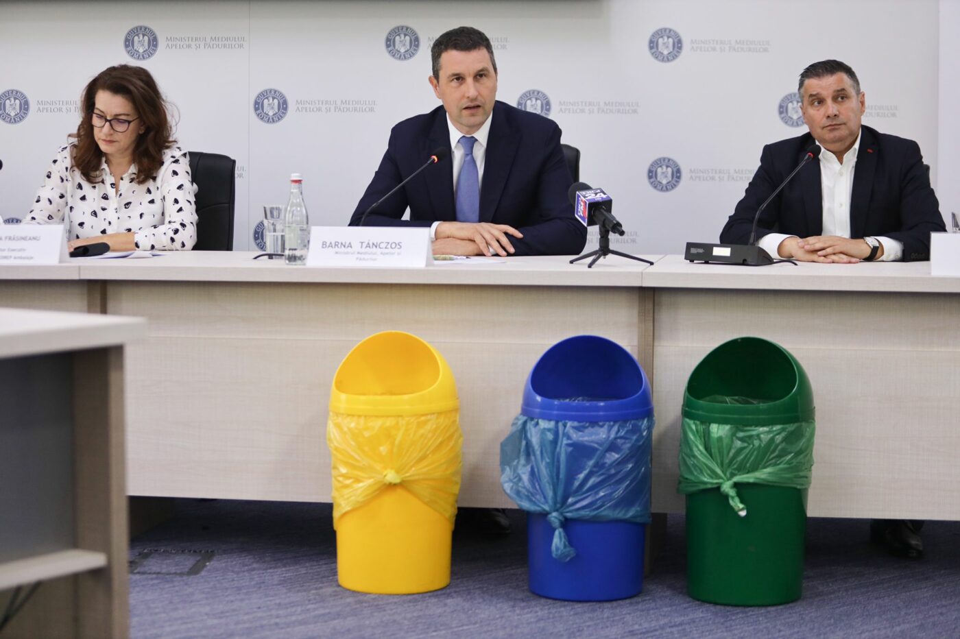 Asociația OIREP Ambalaje, în parteneriat cu Ministerul Mediului, Apelor și Pădurilor, lansează campania națională Un’ Doi Trei