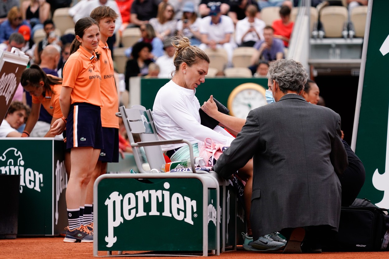 Simona Halep, veste de ultimă oră pentru fanii săi! Ce a hotărât după ce a fost eliminată la Roland Garros și a avut un atac de panică pe teren: „Acum știu cum e!”