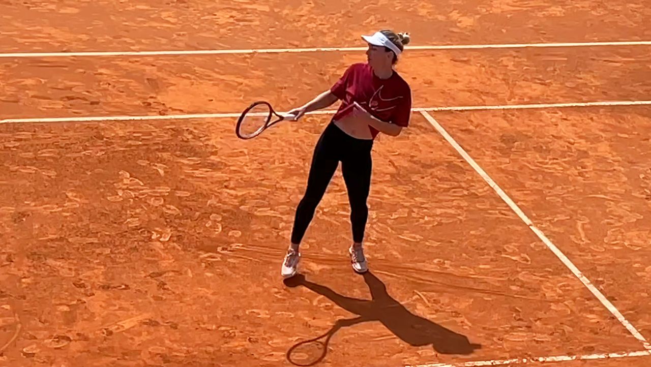 Simona Halep, bătăi mari de cap la Madrid! Gastrita nu-i dă pace fostului lider mondial | VIDEO EXCLUSIV