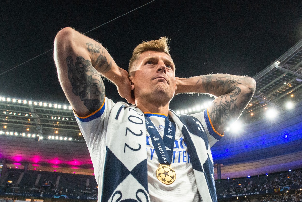 Toni Kroos, plin de nervi după ce a câștigat trofeul Champions League. „Două întrebări idioate!” | VIDEO