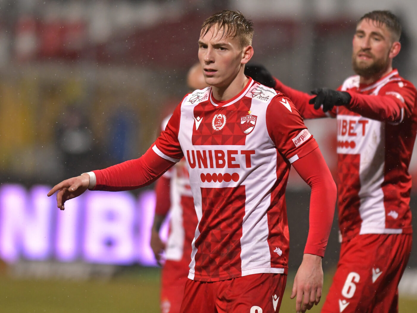 Dinamo a rămas fără Balthazar Pierret pentru că a fost făcut „KO” de portarul lui FC Botoșani? „Ați văzut cum l-a lovit Eduard Pap? Cred că nici nu mai știa pe unde este!” | VIDEO EXCLUSIV ProSport Live