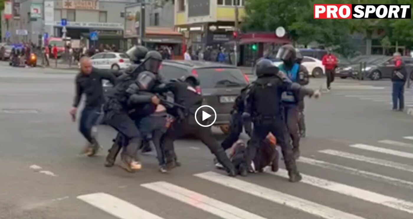Incidente violente înainte de Dinamo – U Cluj! Jandarmii i-au luat la bătaie pe suporterii „câinilor” în mijlocul străzii | VIDEO