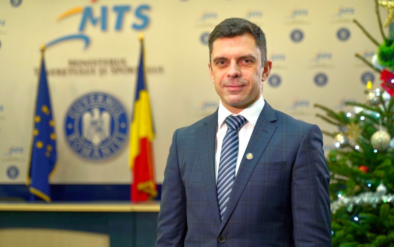 Ministrul Tineretului și Sportului a încercat să le ia apărarea hocheiștilor români care au cântat imnul Ținutului Secuiesc: „Este un scandal despre lipsa de respect”