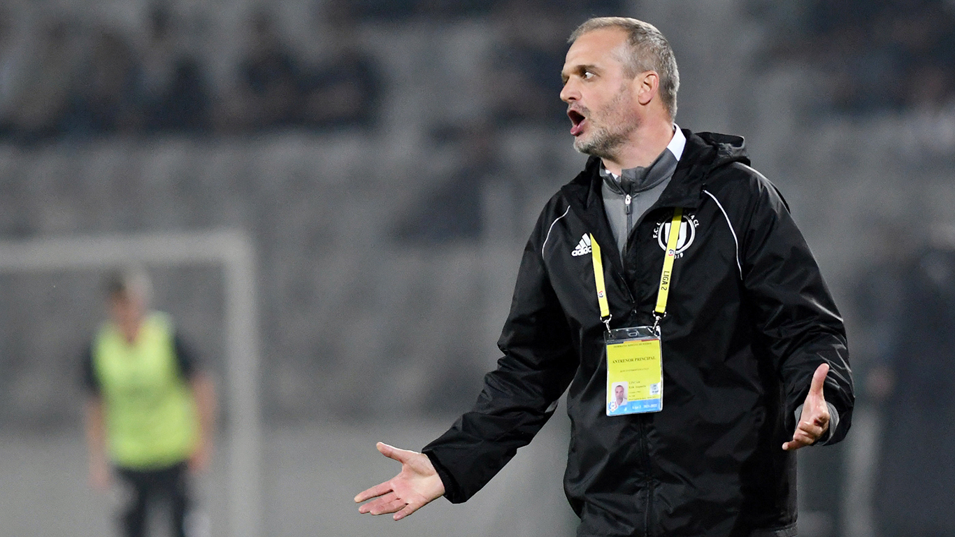 Erik Lincar, pretențios deși U Cluj a învins-o pe Dinamo în primul meci de la baraj: „Mi-aș fi dorit să batem cu 4-0!”. Ce le-a spus elevilor săi