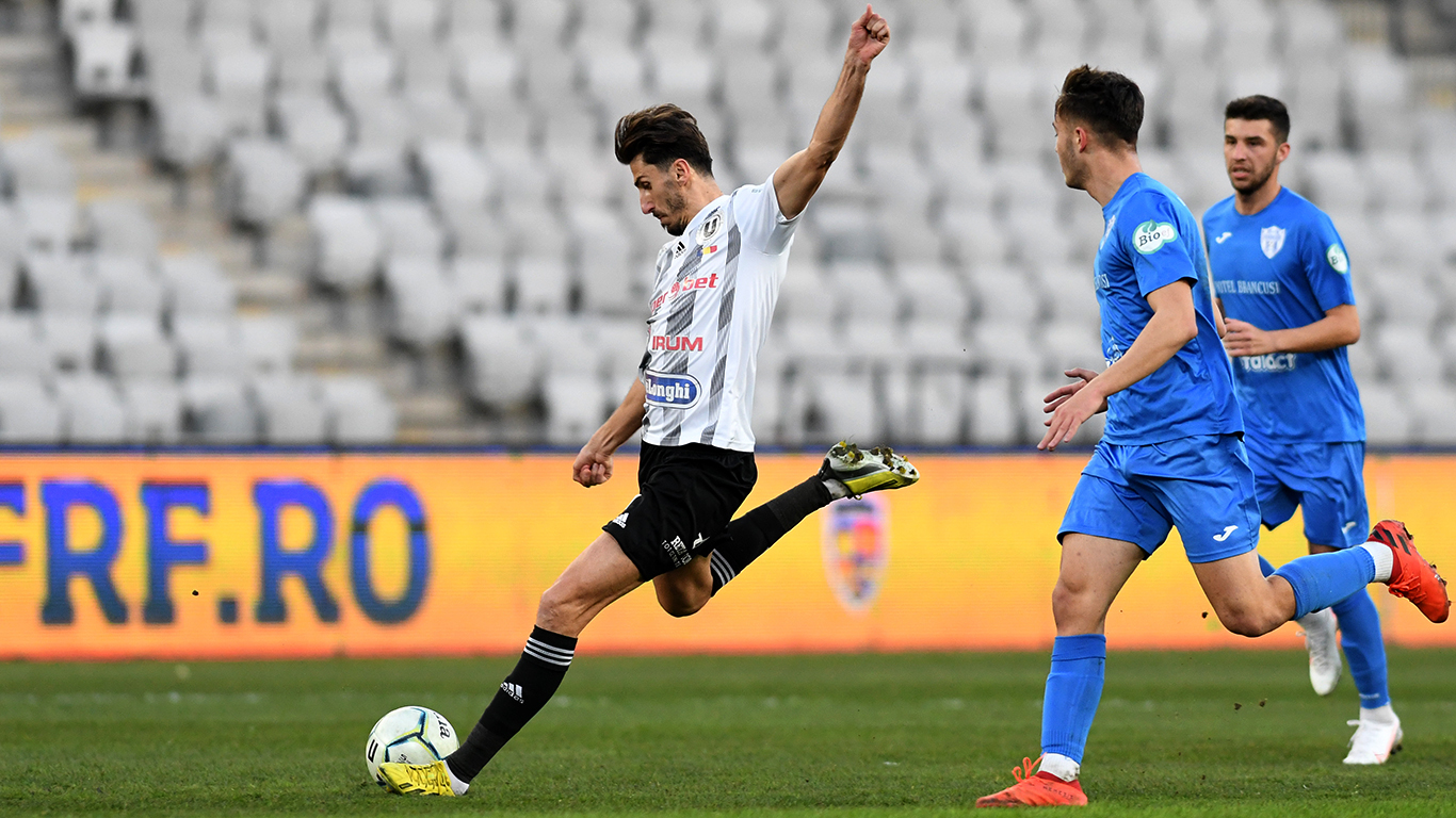 ”U” Cluj e pregătită să dea calculele peste cap și să treacă de un eventual baraj cu Dinamo. Ioan Filip, după eșecul cu FC Hermannstadt: ”Cei de la Dinamo sunt frații noștri, dar vom juca serios”