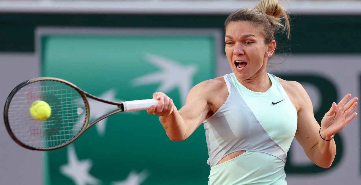 Simona Halep, calificare cu emoții în turul doi la Roland Garros! Video Online. O debutantă în vârstă de 18 ani i-a făcut viața grea româncei