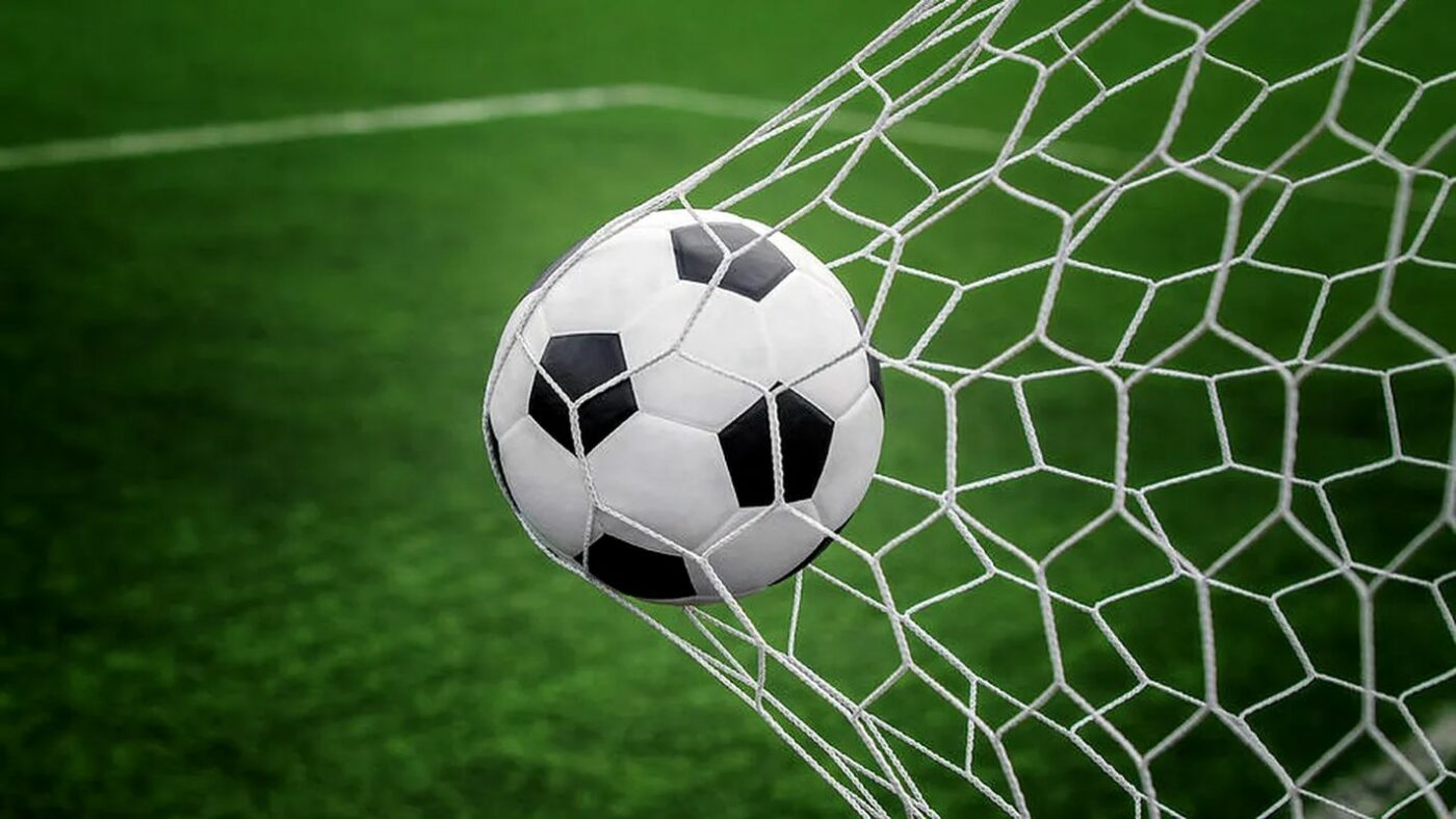 Top Pariu: 100% fotbal » Pachetul Zilei aunge la cota 13.54 »»