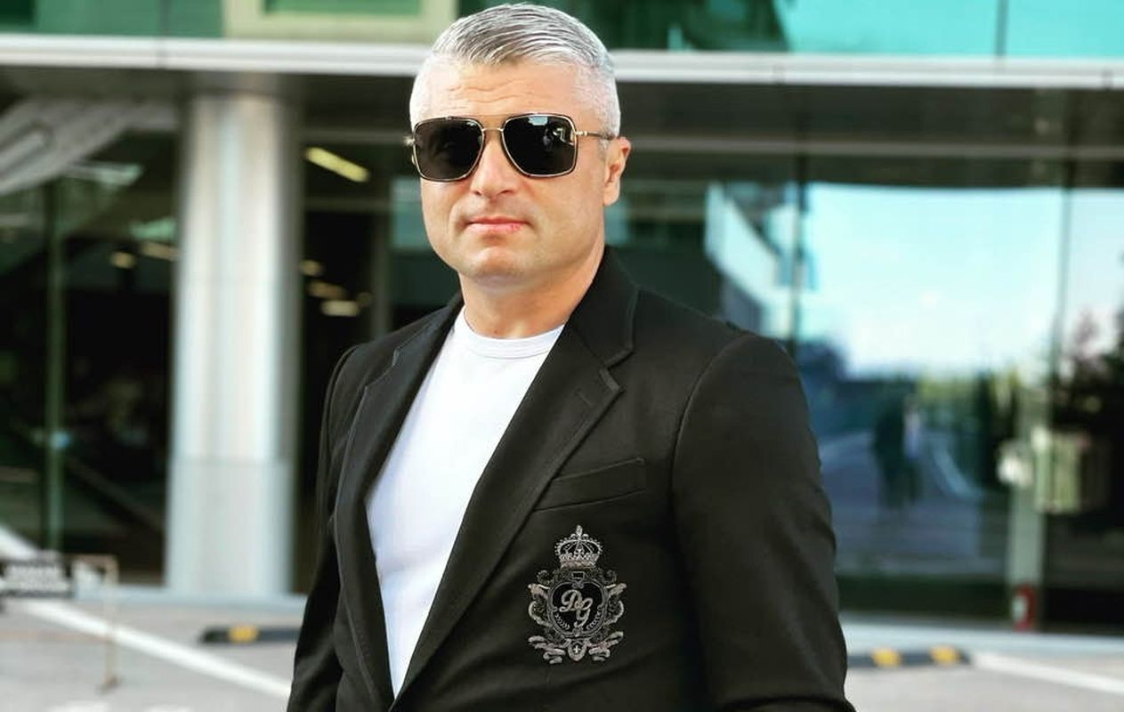 Scandal la AJF Constanța! Cum s-a asigurat actuala conducere că nu va avea contracandidați puternici la alegerile pentru șefia forului. Stelian Carabaș a dezvăluit: „Fostele glorii ale fotbalului nu au dreptul! Două persoane, incompatibile, taie și spânzură dintr-un birou insalubru, uitat de lume” | SPECIAL