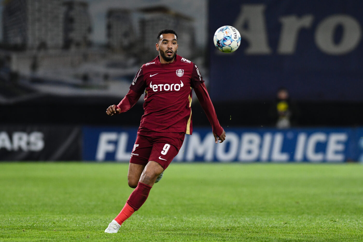 Cât de slab e nivelul din Liga 1? Ce a pățit Omrani, vedeta celor de la CFR Cluj, la naționala Algeriei: „E posibil să nu mai fie convocat prea curând”