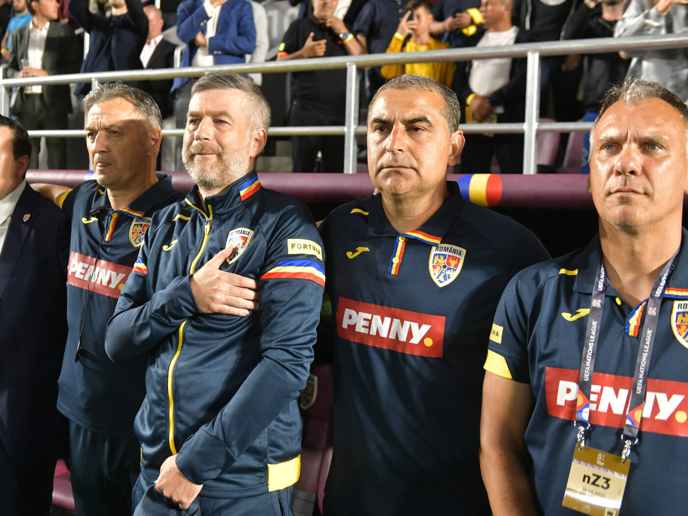Edi Iordănescu a abandonat primul lupta! Selecționerul României, gest incredibil după ce Muntenegru a marcat al doilea gol în Giulești. Cine a devenit antrenor „principal!” Ce n-ai văzut la TV | SPECIAL