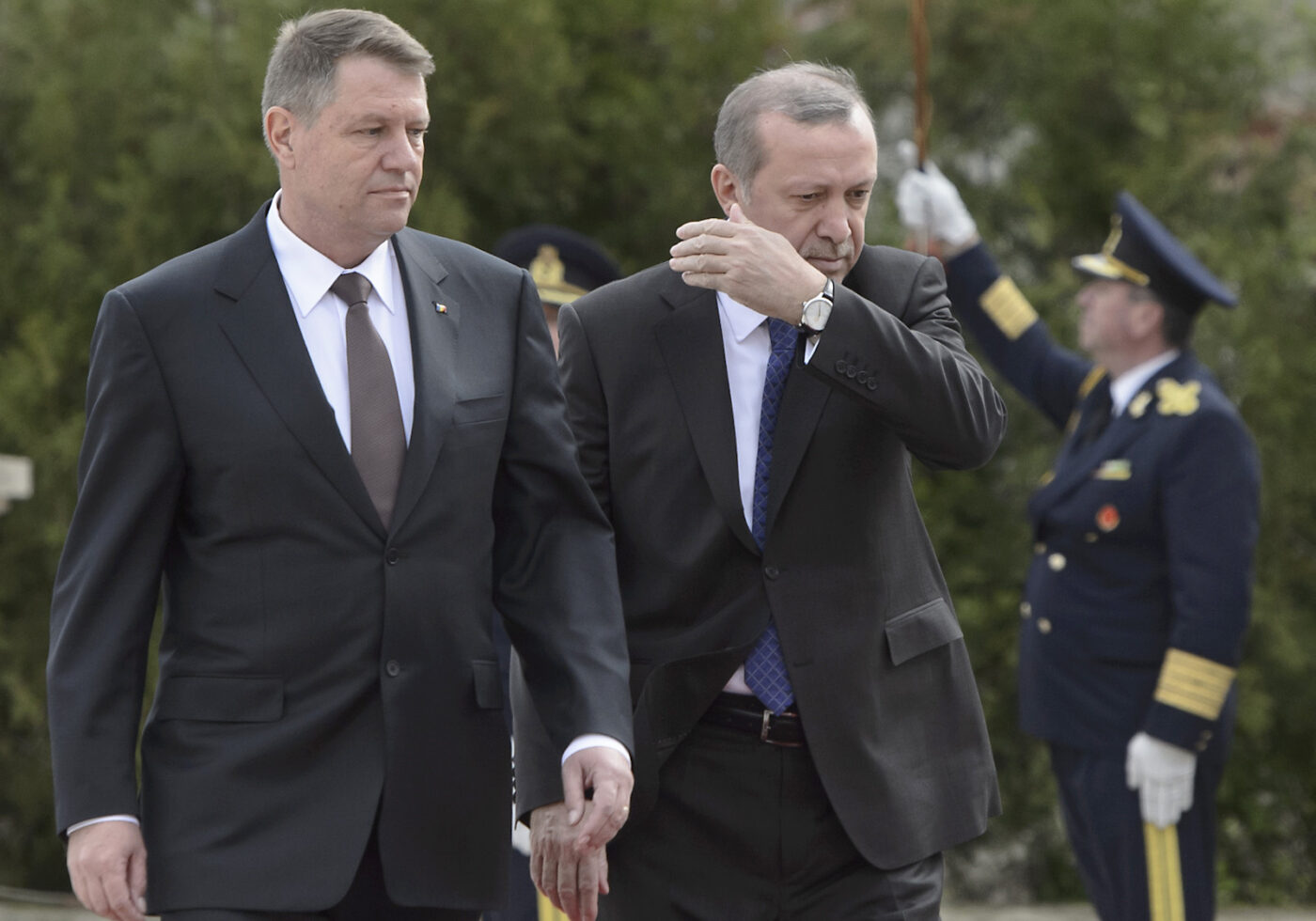Erdogan și Klaus Iohannis, discuții despre Gică Hagi la întâlnirea de la Madrid! Ce curiozitate a avut președintele Turciei