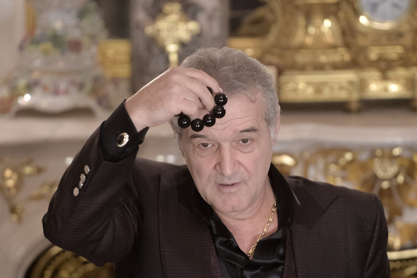 Gigi Becali, reacție fără precedent după decizia ministrului Eduard Novak! Patronul FCSB, mesaj dur pentru Neluțu Varga: „Lasă-ne, mă tată, în pace!”