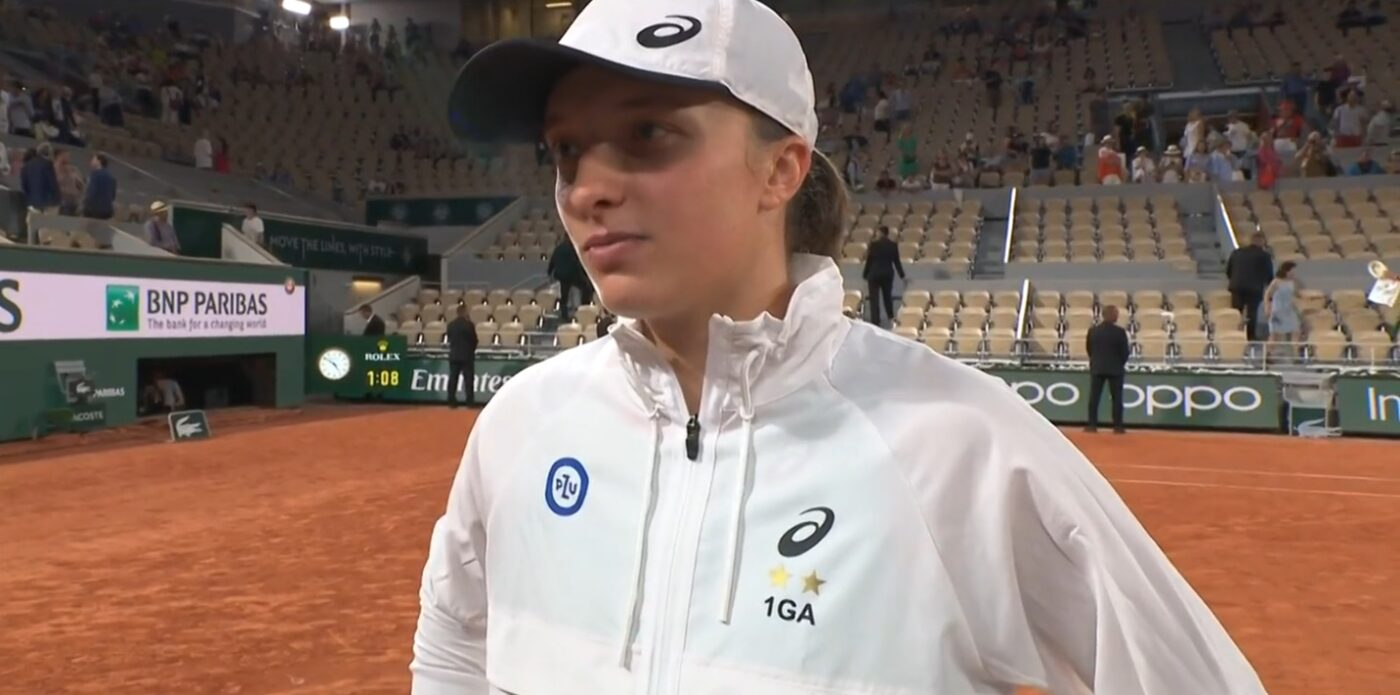 „Când ai de gând să te oprești?” Iga Swiatek, declarație surpriză despre Simona Halep imediat după ce a primit trofeul de la Roland Garros