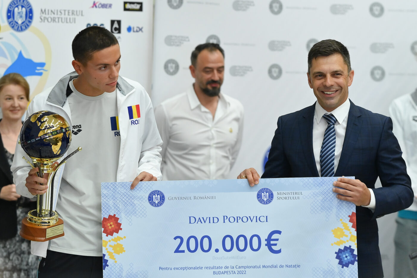 Adevărul depre premiul primit de David Popovici de la Guvernul României! Ce s-a întâmplat, de fapt, după ce a luat 200.000 de euro: „S-a creat un precedent”