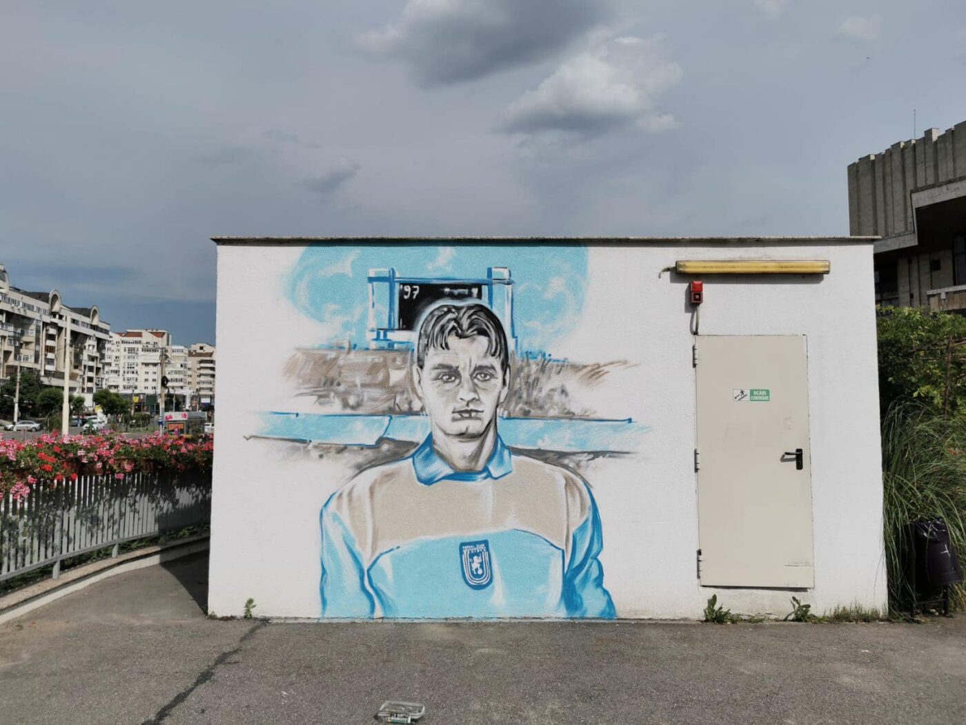 Cristi Neamțu, îngerul Peluzei Sud 97 îi veghează pe alb-albaștrii din Bănie peste tot